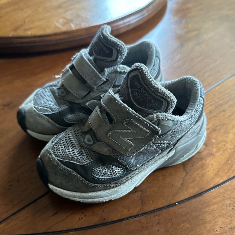 New Balance Toddler 990v6 Hook and Loop